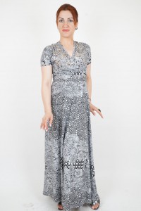 Short-sleeved dress