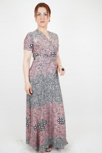 Short-sleeved flowered dress